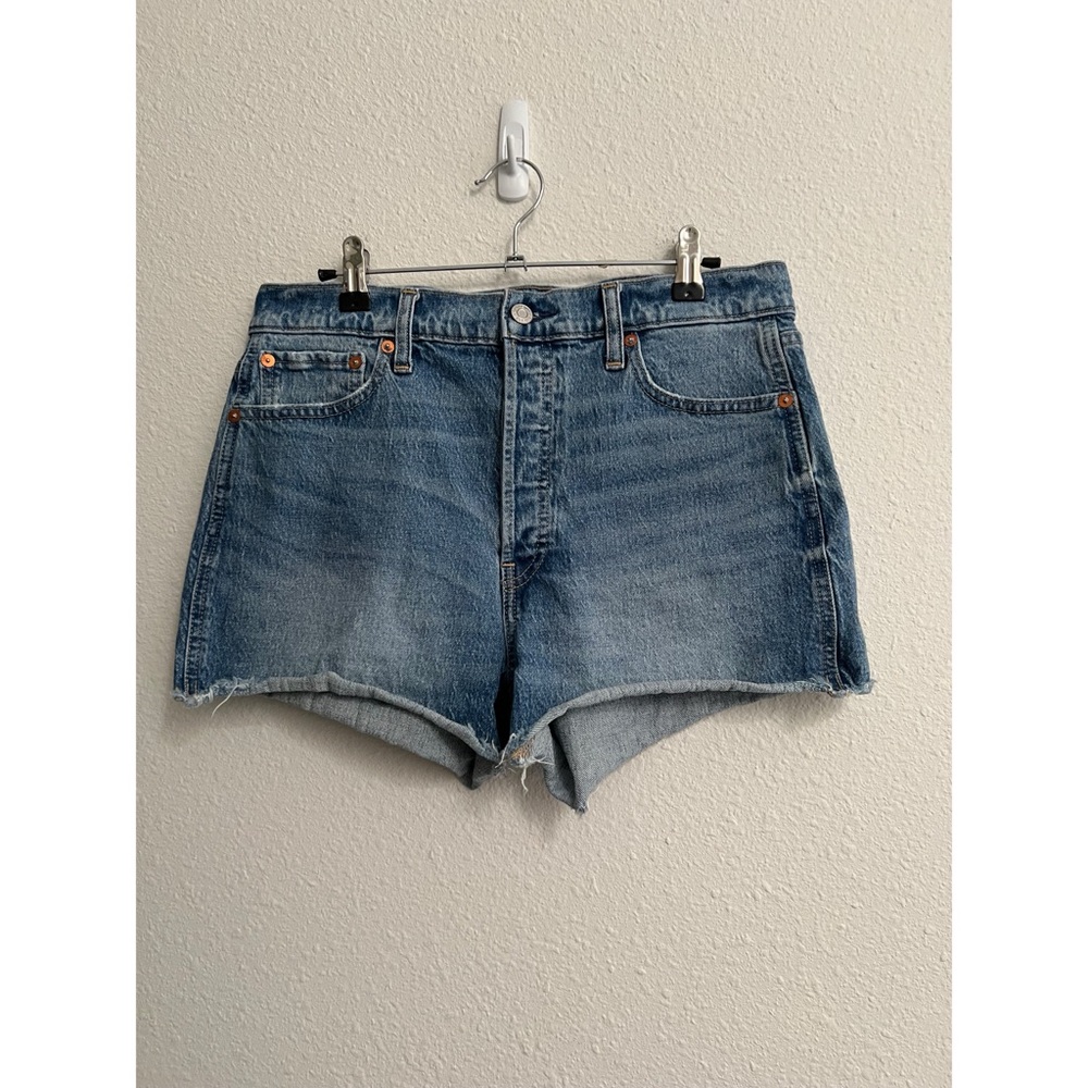 #1637 Gap 1969 Cheeky Denim Shorts Size 10/30